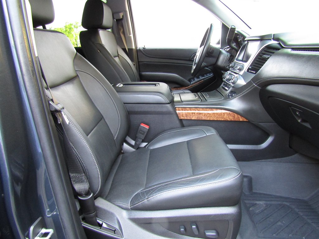 2019 Chevrolet Tahoe - $25,900