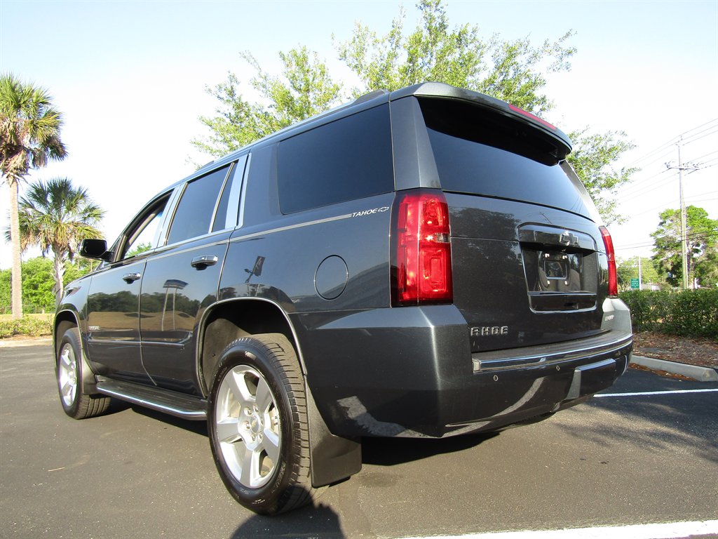 2019 Chevrolet Tahoe - $25,900