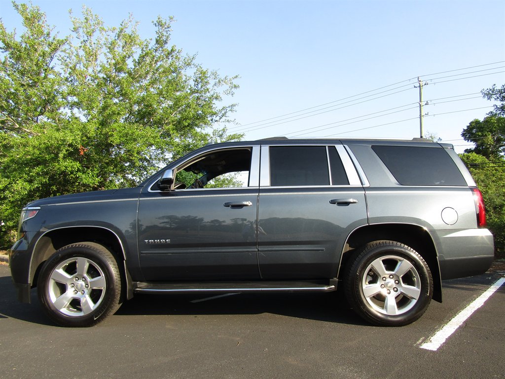 2019 Chevrolet Tahoe - $25,900