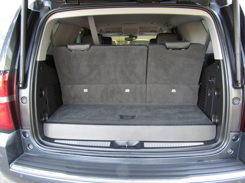 2019 Chevrolet Tahoe - $25,900