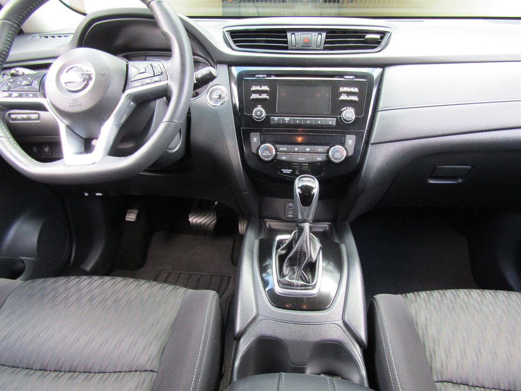 2017 Nissan Rogue - $11,900