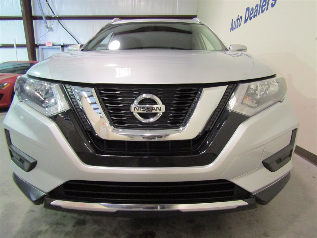 2017 Nissan Rogue - $11,900