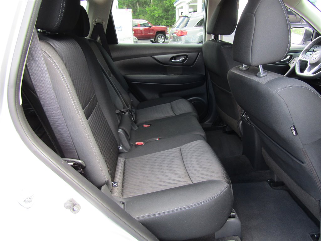 2017 Nissan Rogue - $11,900