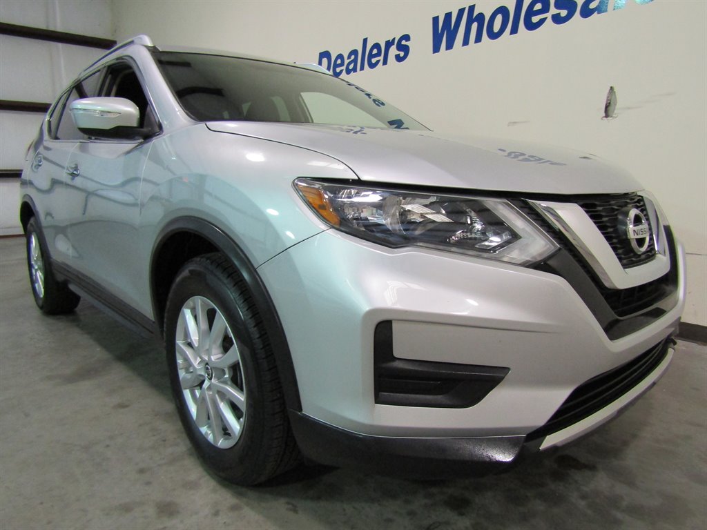 2017 Nissan Rogue - $11,900