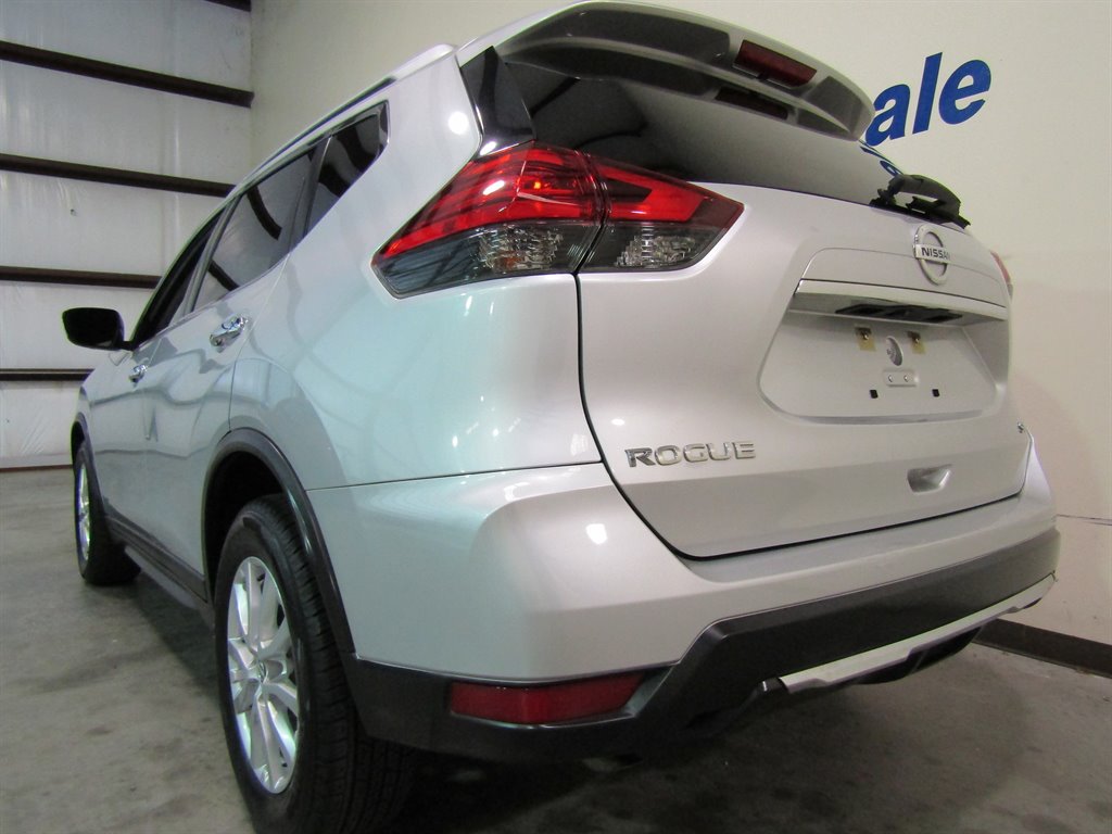 2017 Nissan Rogue - $11,900