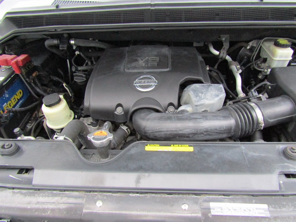 2013 Nissan Armada SV photo