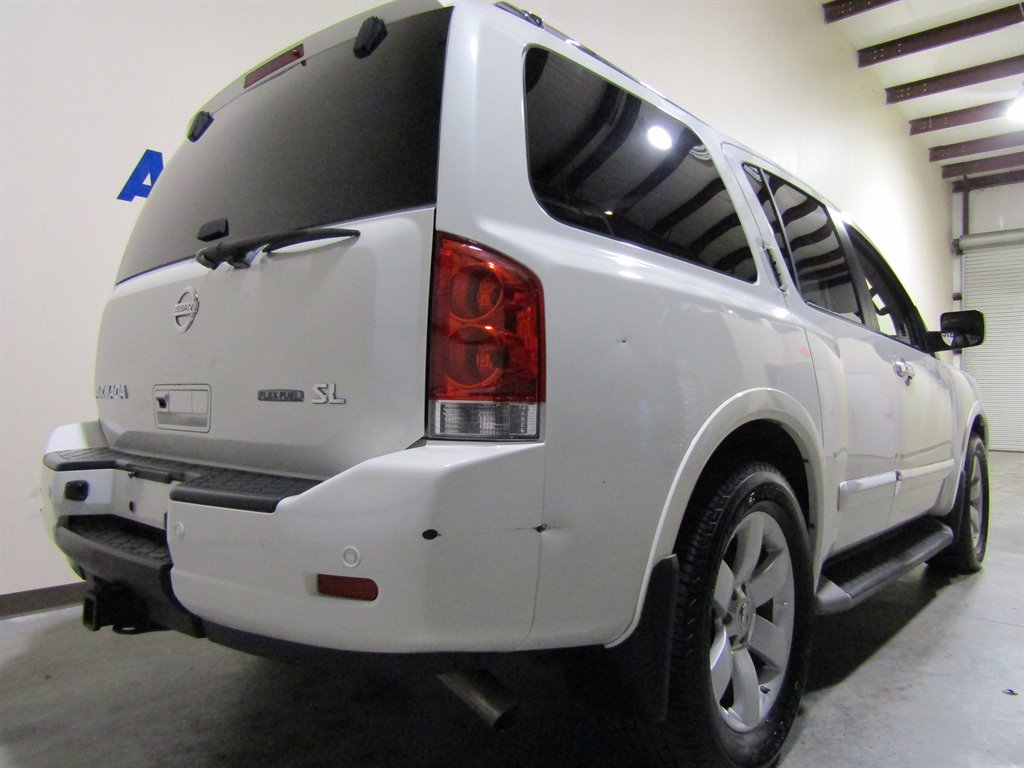 2013 Nissan Armada SV photo
