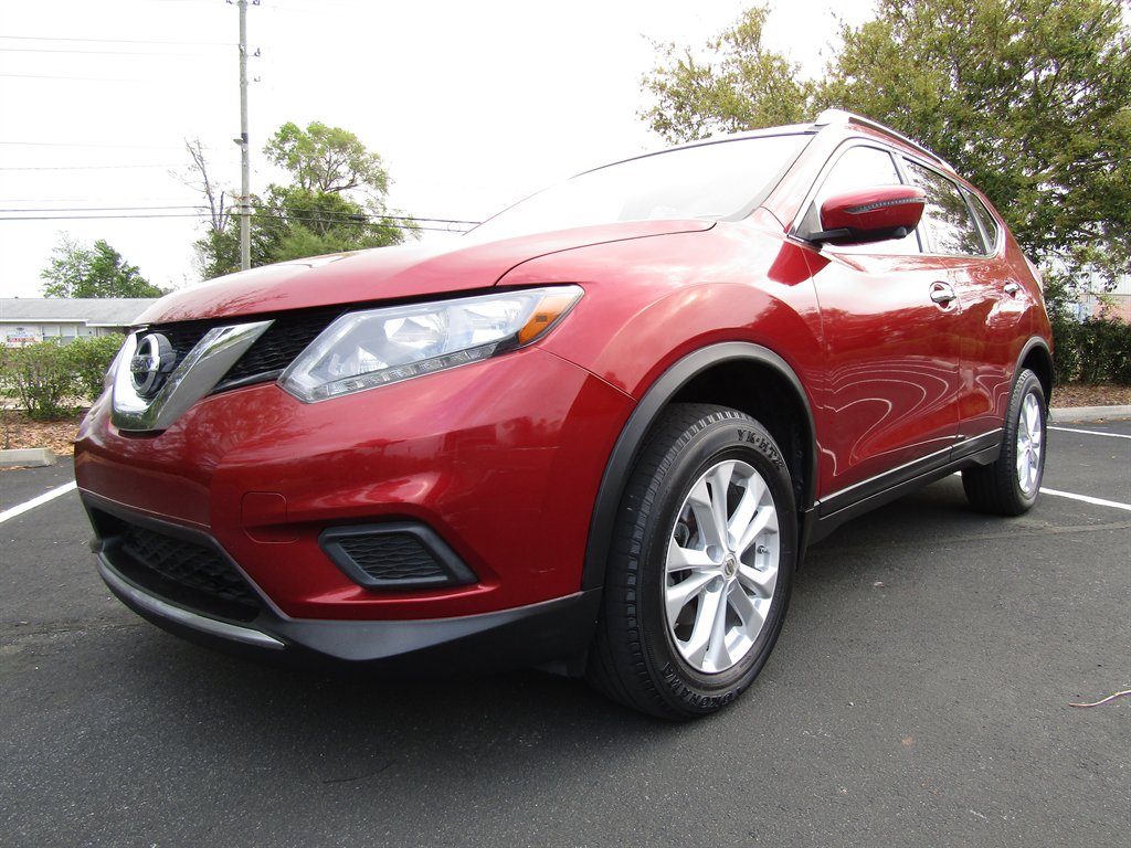 2016 Nissan Rogue - $9,900