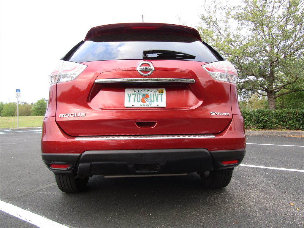 2016 Nissan Rogue - $9,900