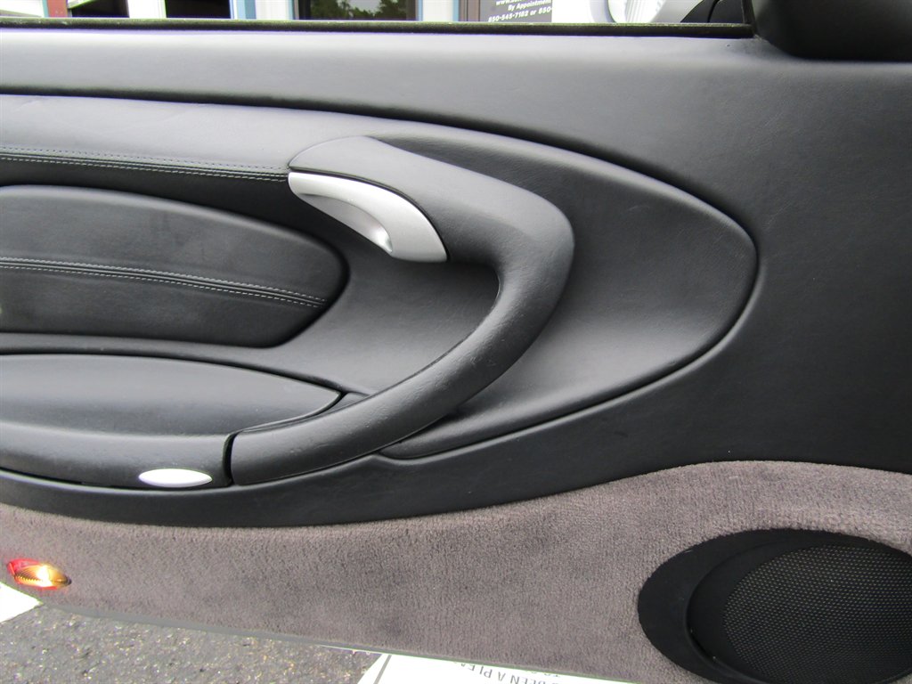 2004 Porsche 911 Carrera photo