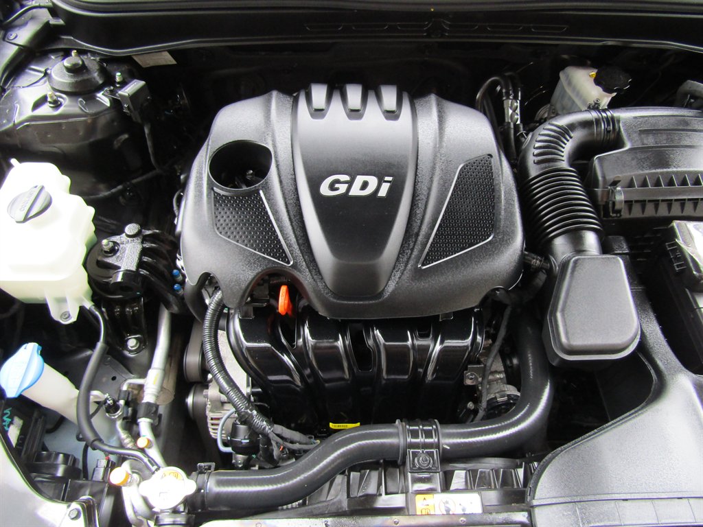 2013 Hyundai Sonata SE photo