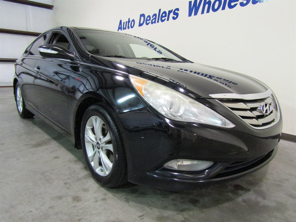 2013 Hyundai Sonata SE photo