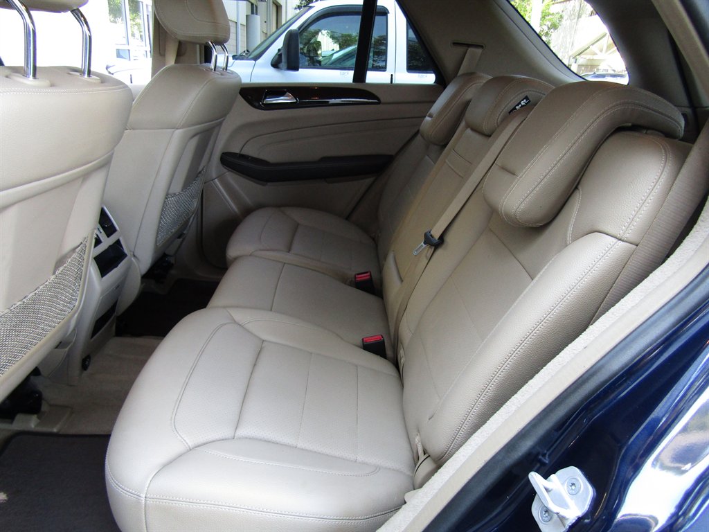 2015 Mercedes-Benz Ml-class - $14,900