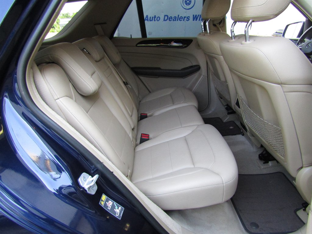 2015 Mercedes-Benz Ml-class - $14,900