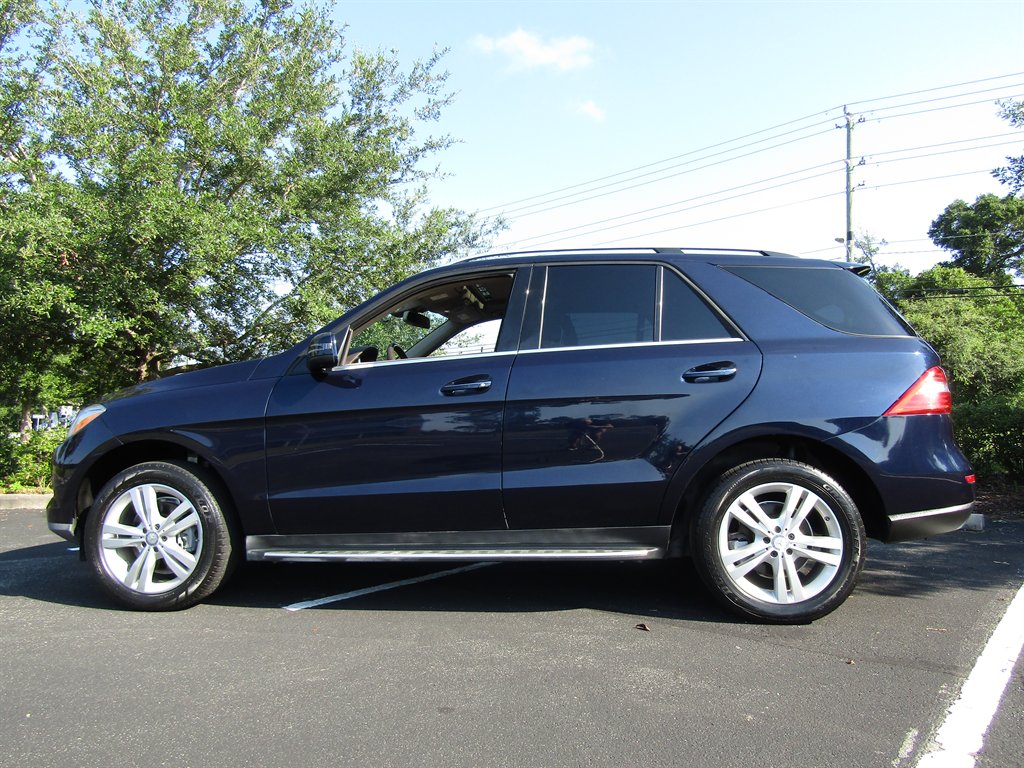 2015 Mercedes-Benz Ml-class - $14,900