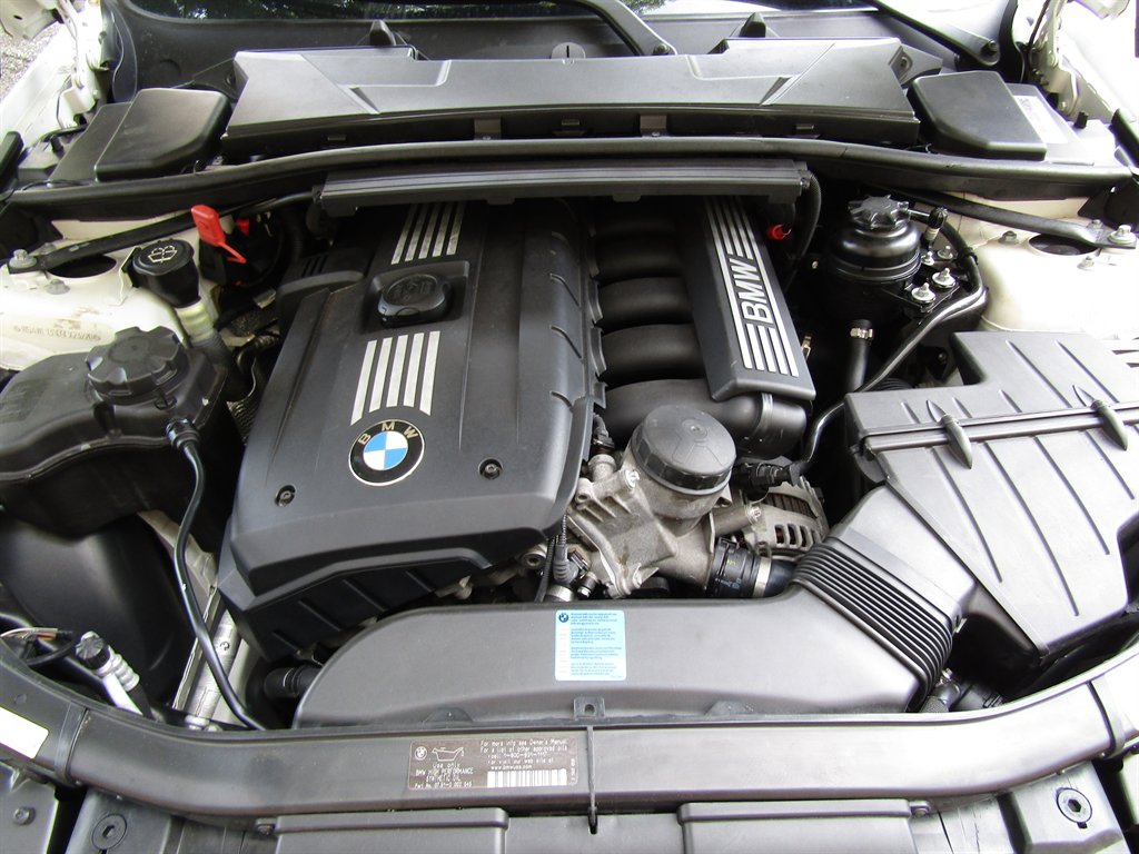 2009 BMW 328i - $12,900