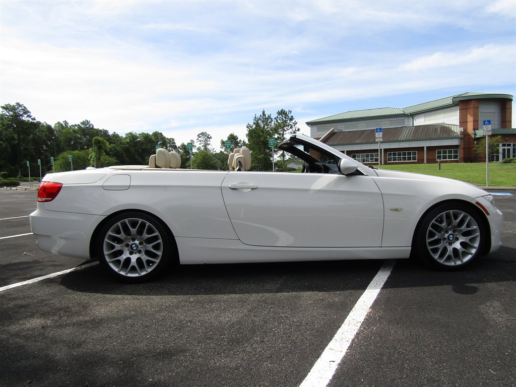 2009 BMW 328i - $12,900