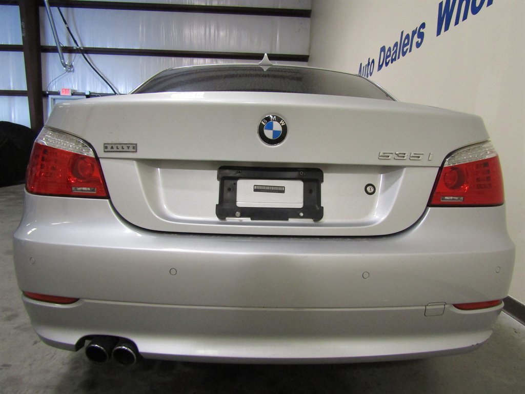 2008 BMW 5-Series 535i photo