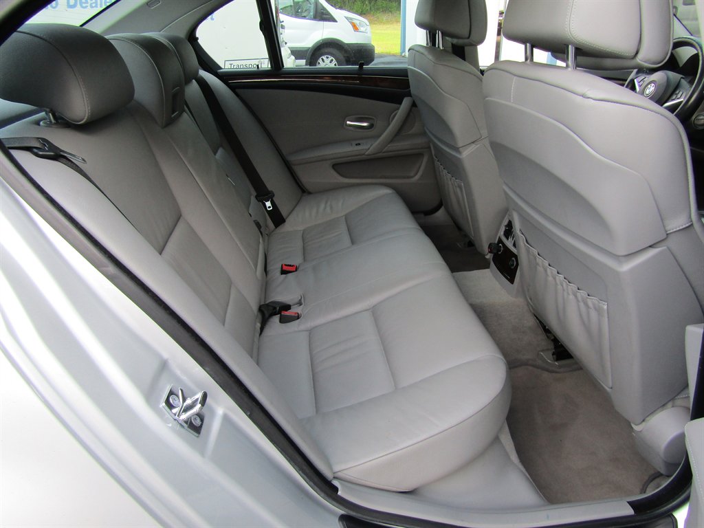 2008 BMW 5-Series 535i photo