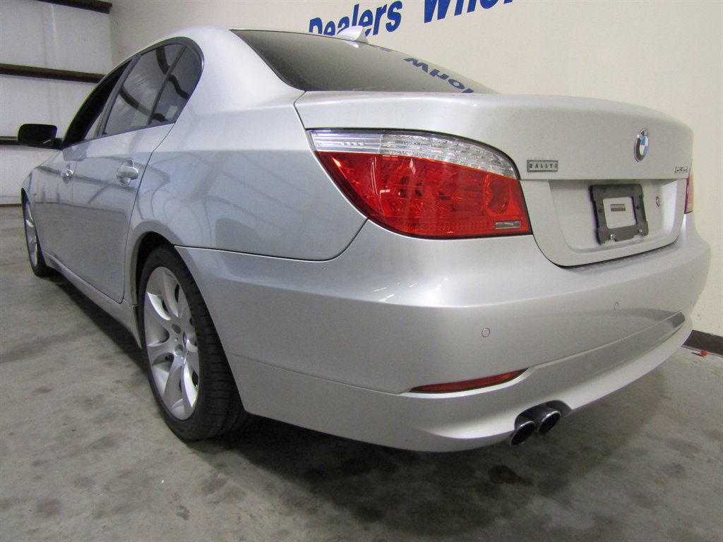 2008 BMW 5-Series 535i photo