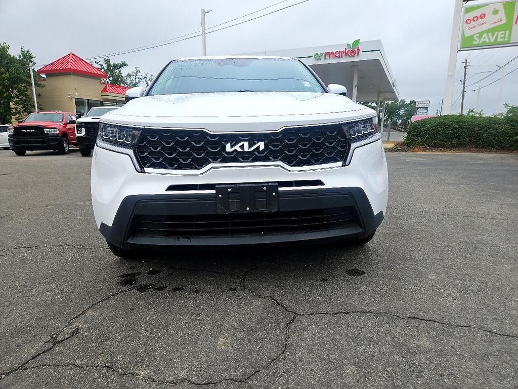 2023 Kia Sorento LX photo