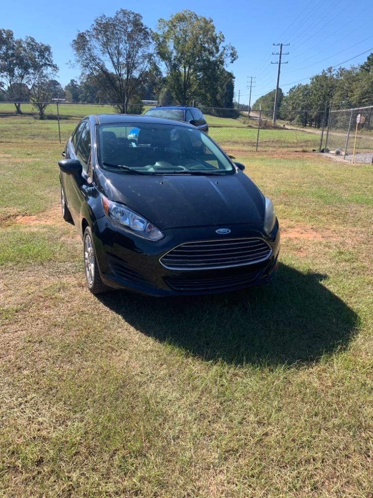 2014 Ford Fiesta - $5,800