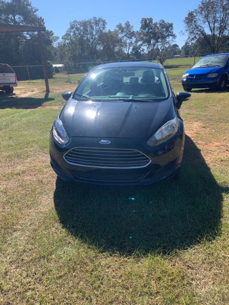 2014 Ford Fiesta - $5,800