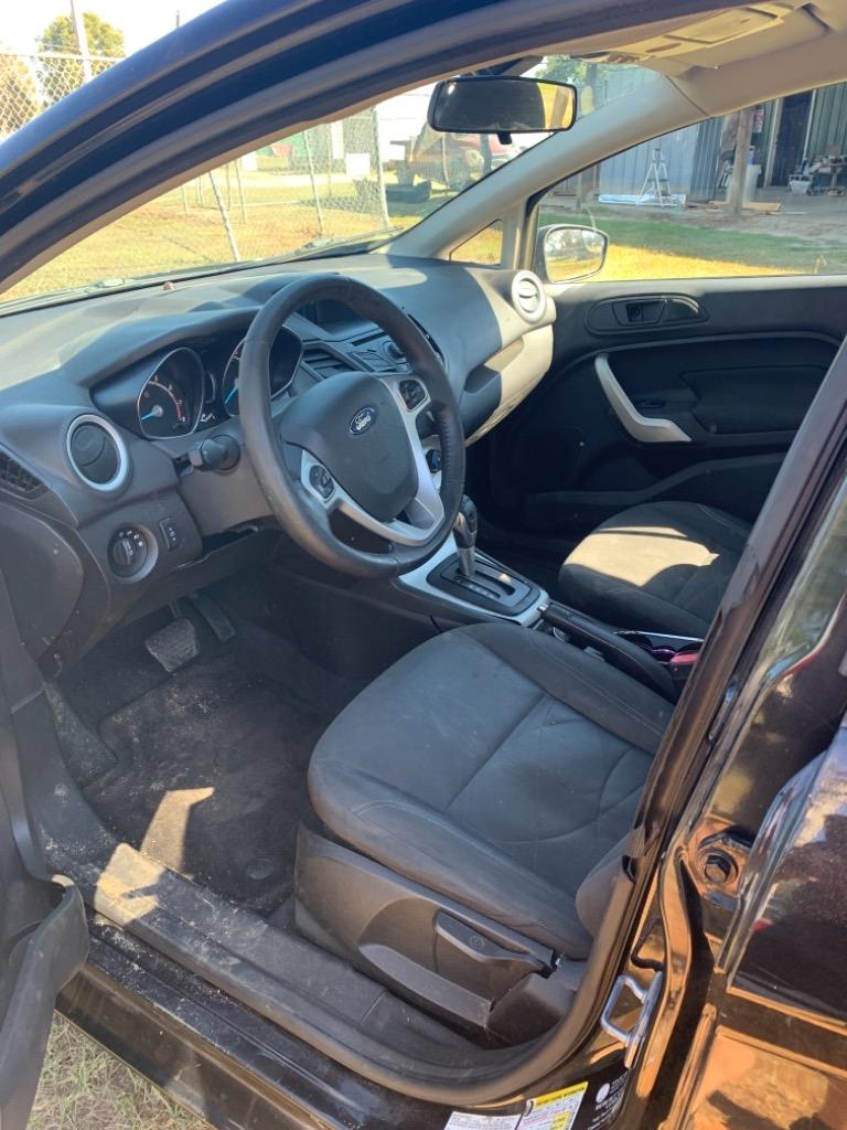 2014 Ford Fiesta - $5,800