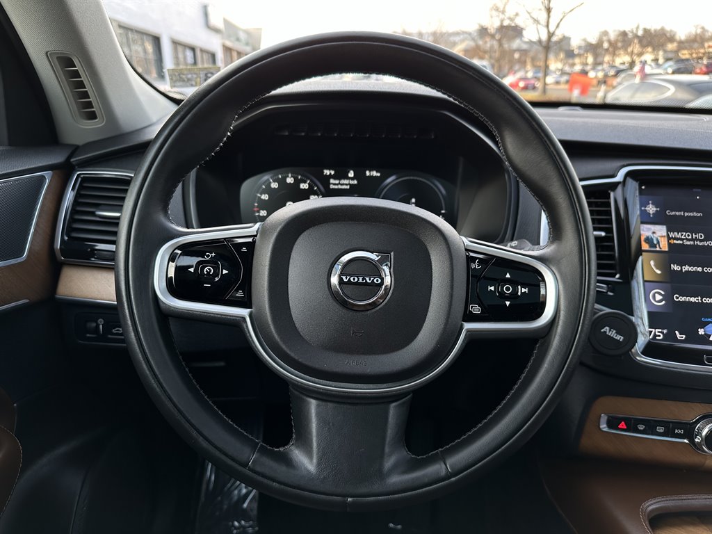 2018 Volvo XC90 Plug IN Hybrid T8 - Inscription photo