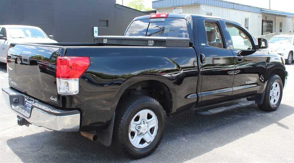 2011 Toyota Tundra Grade photo