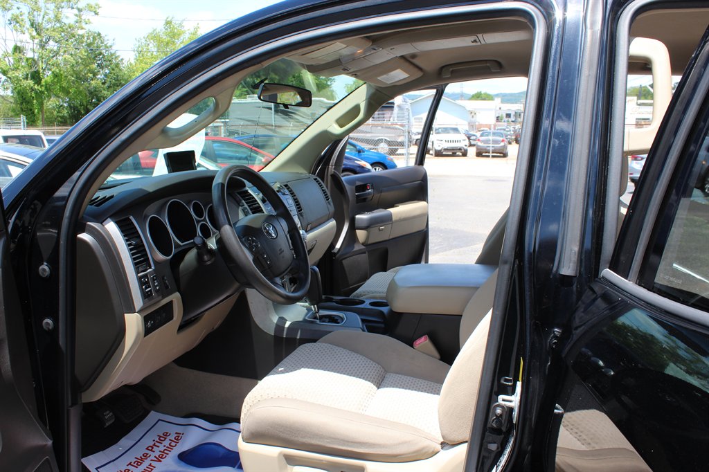 2011 Toyota Tundra Grade photo