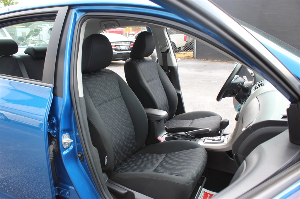 2010 Toyota Corolla photo
