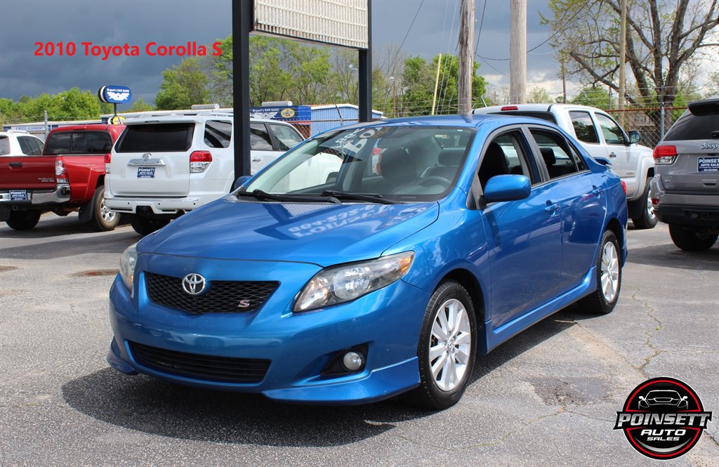 2010 Toyota Corolla photo