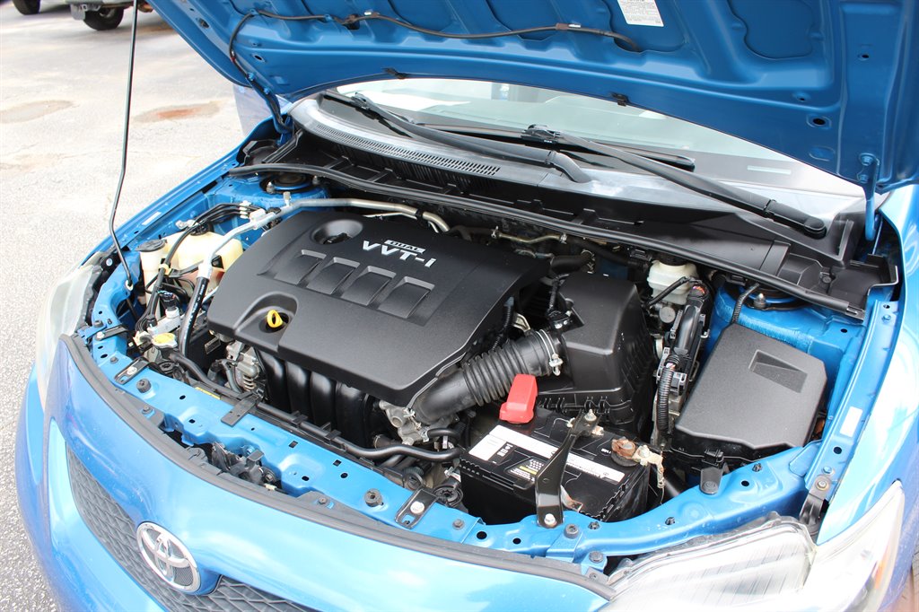 2010 Toyota Corolla photo