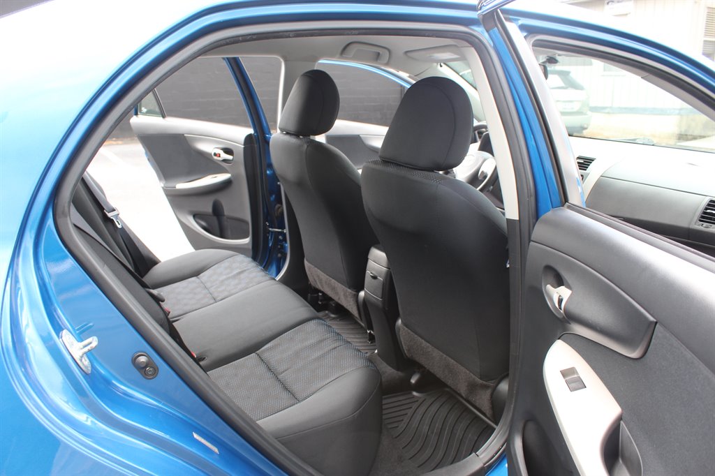 2010 Toyota Corolla photo
