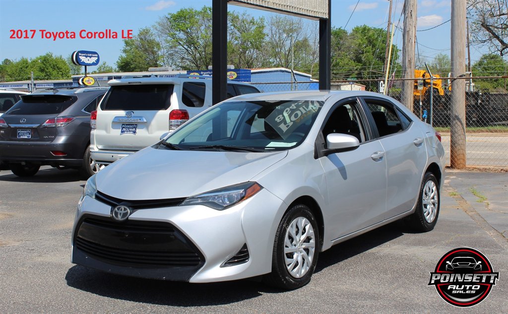 2017 Toyota Corolla LE photo