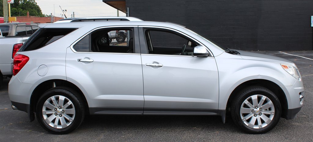 2011 Chevrolet Equinox LTZ photo