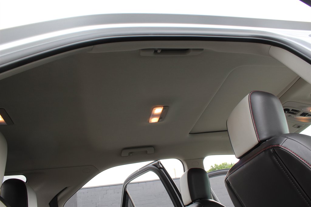 2011 Chevrolet Equinox LTZ photo