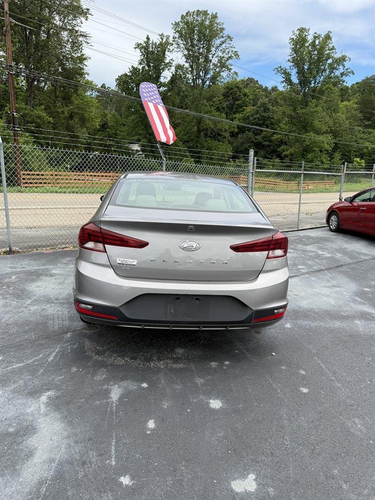 2020 Hyundai Elantra