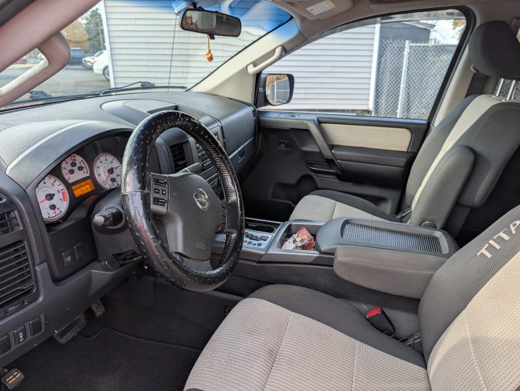 2012 Nissan Titan S photo