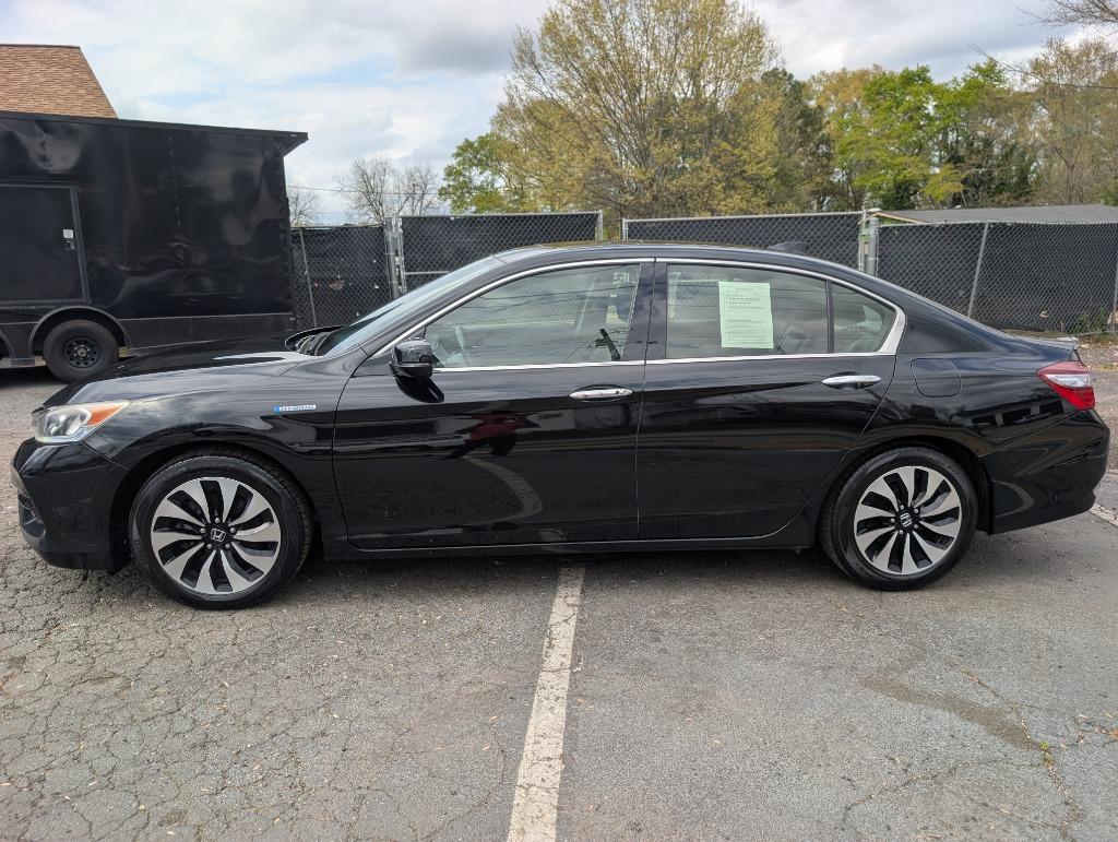 2017 Honda Accord - $13,895