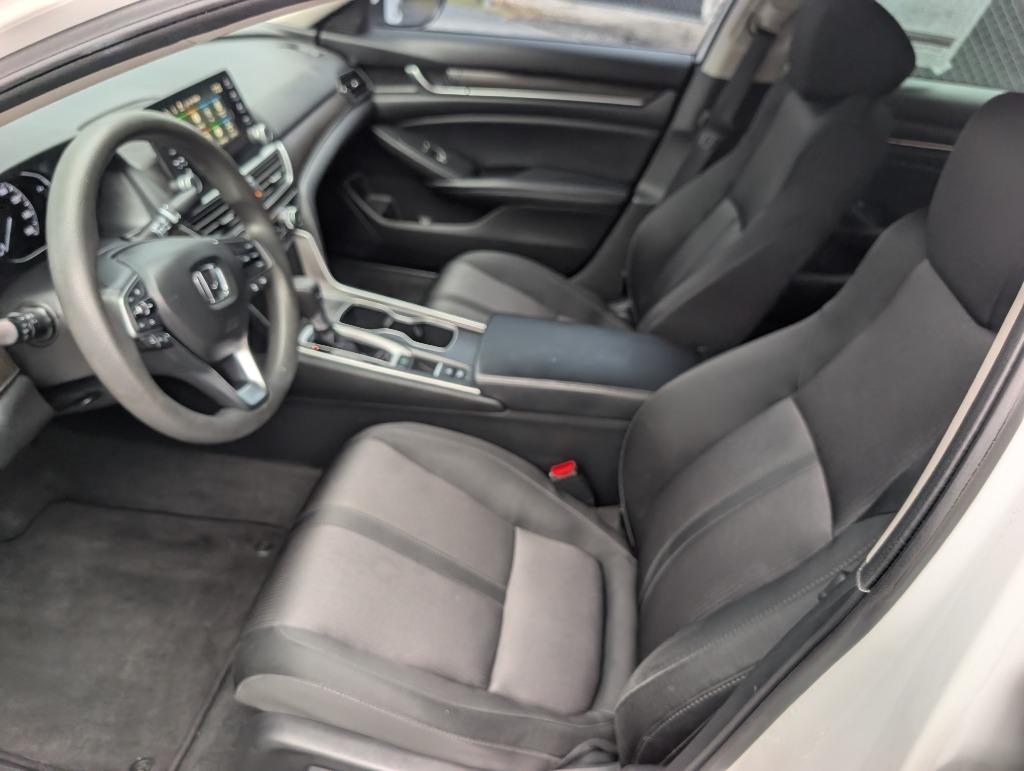 2018 Honda Accord - $17,995