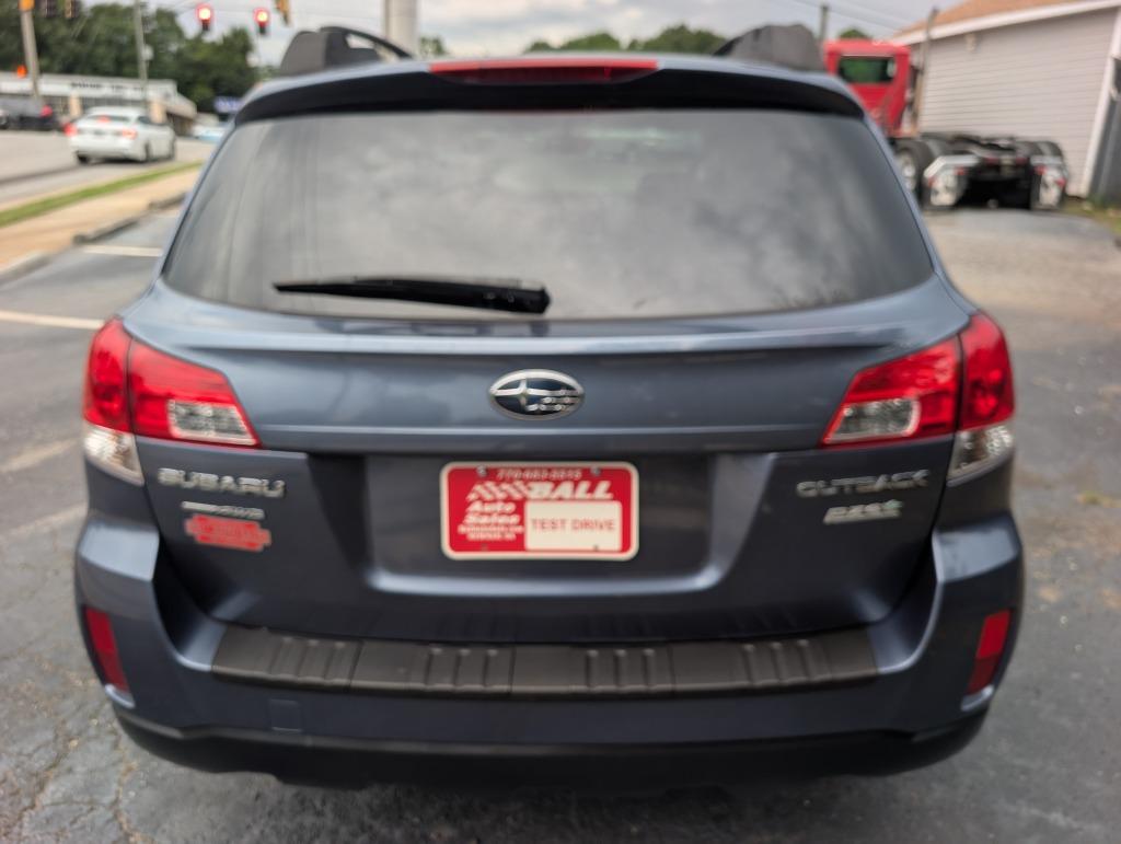 2013 Subaru Outback - $10,995