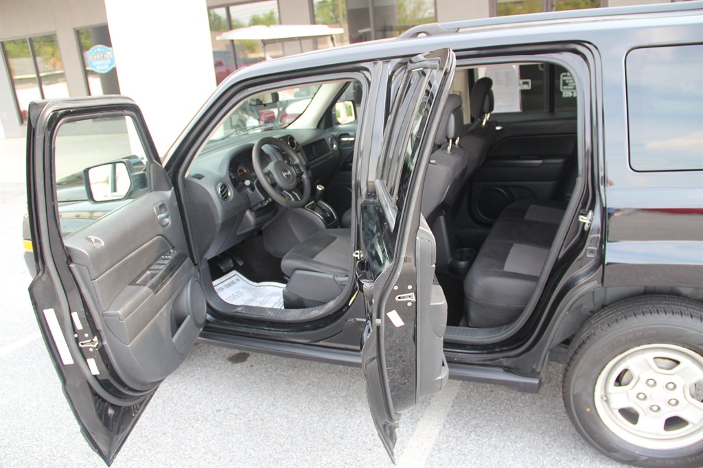 2014 Jeep Patriot Sport photo