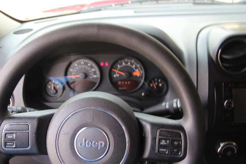 2014 Jeep Patriot Sport photo