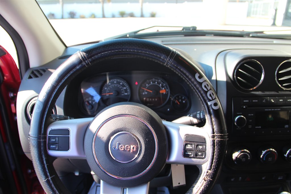 2012 Ford Mustang V6 photo