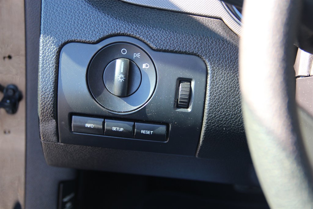 2012 Ford Mustang V6 photo