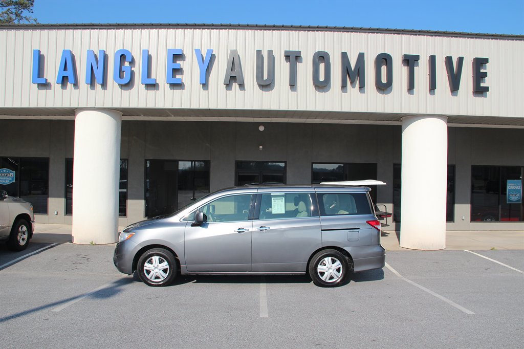 2015 Nissan Quest S photo