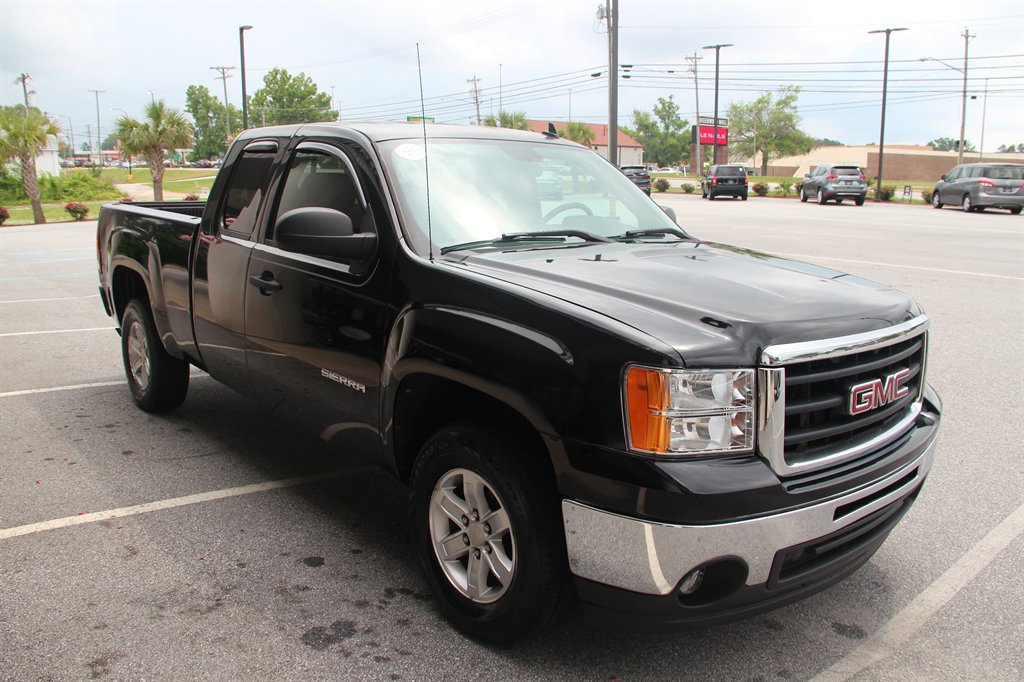 2011 GMC Sierra 1500 SLE photo