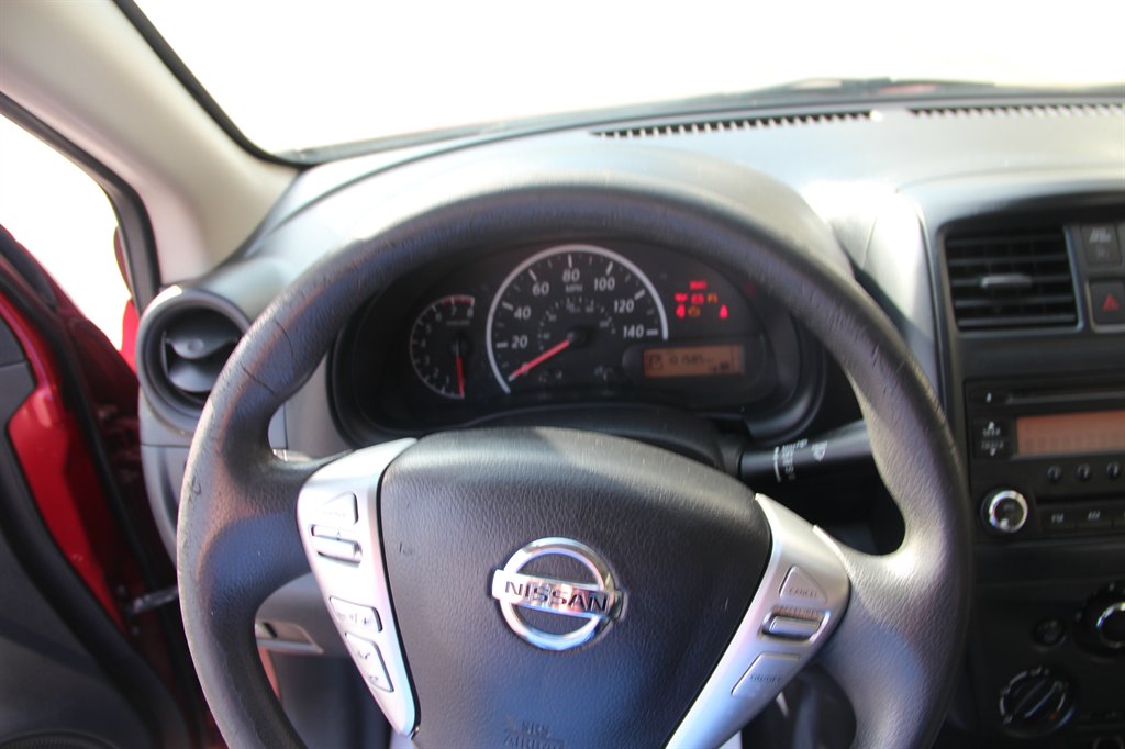 2017 Nissan Versa S Plus photo